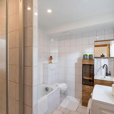 In Near Hochzillertal Area Holiday home Fuegen