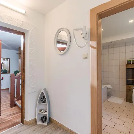 In Near Hochzillertal Area Holiday home